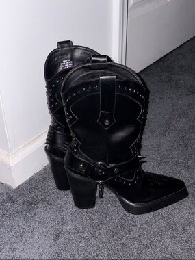 Black Studded Western Heel Boots - Women